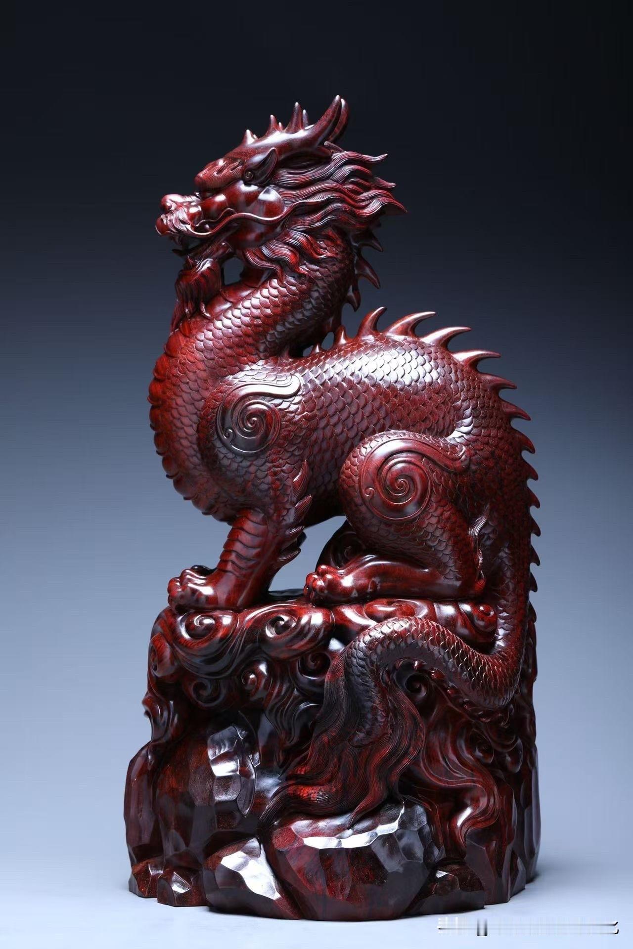 小叶紫檀青龙瑞兽｜龙腾纳吉，气场全开✨

华夏至尊瑞兽，镇宅兴运的红木重器来了！