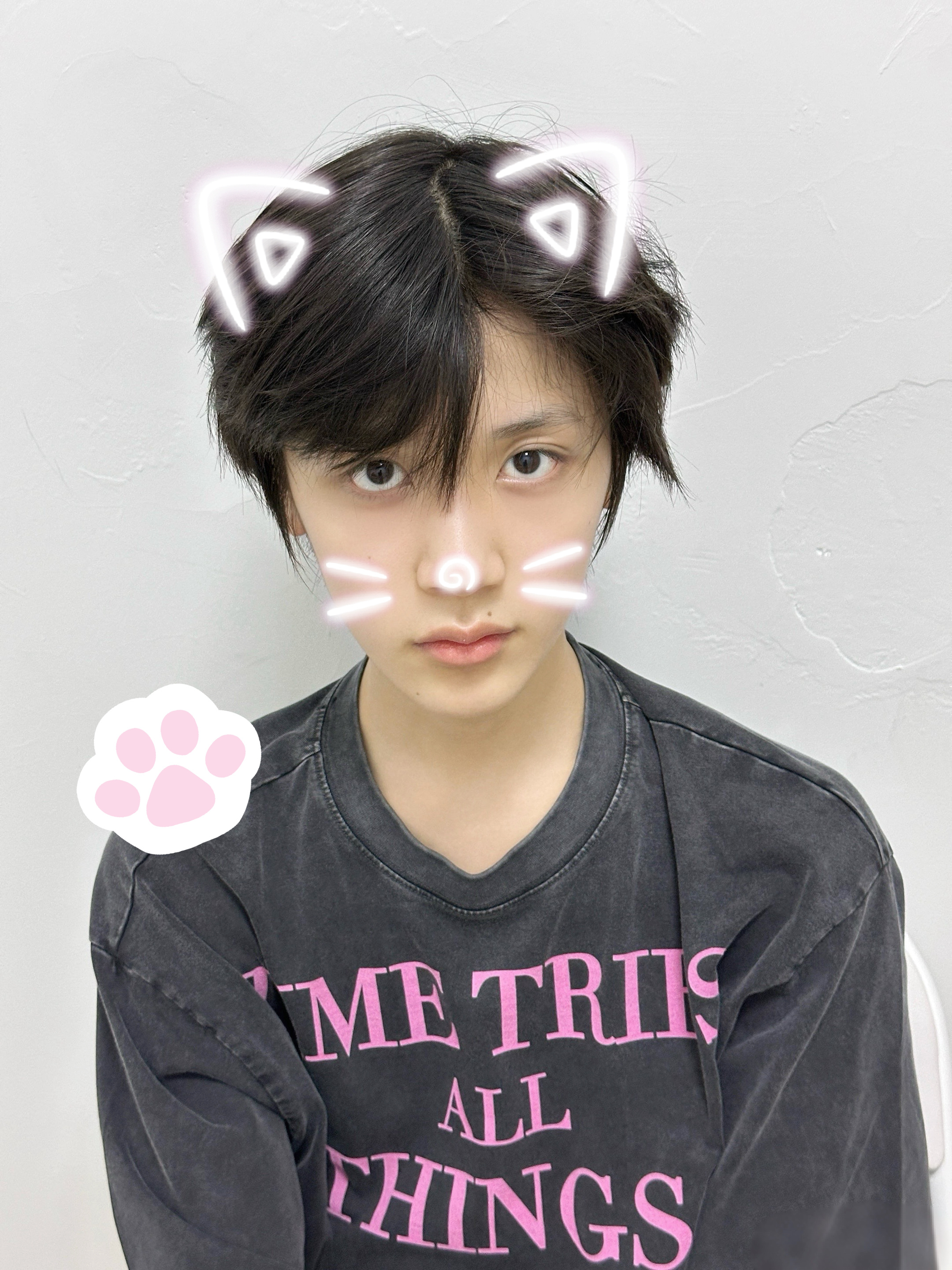 给猫咪顺顺毛^-^ 