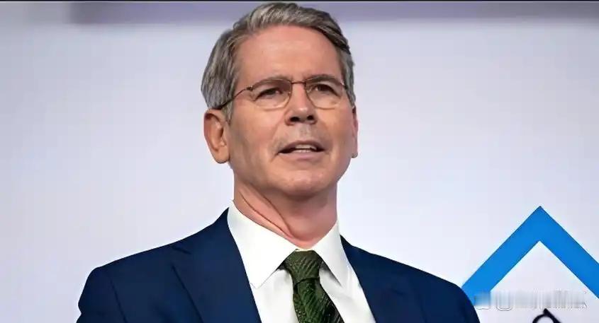 贝森特周一表示，中国买俄罗斯石油就买吧，美国不会加征关税了，因为这个是属于他们的