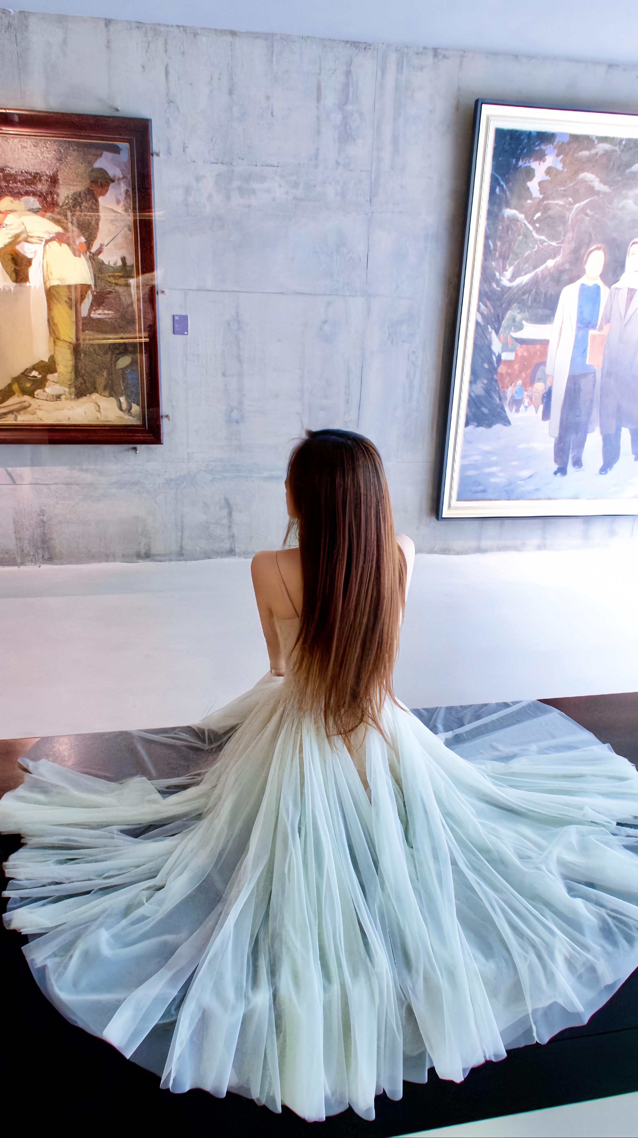 我需要很多很多的爱（没说钱不要的意思）