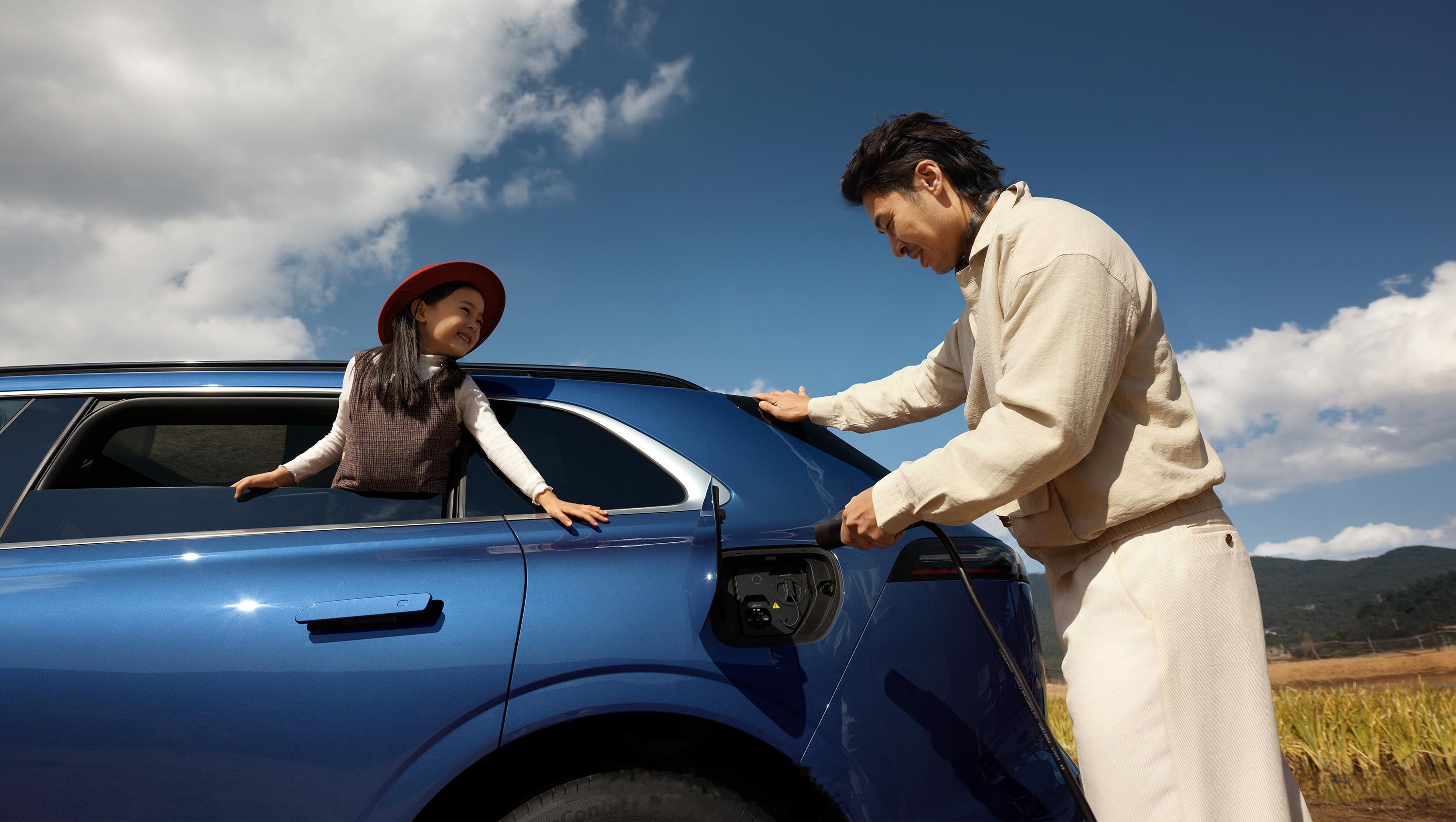 奇瑞星途 EX7 正式上市了，售价 19.99-26.39 万元，这是一款大五座