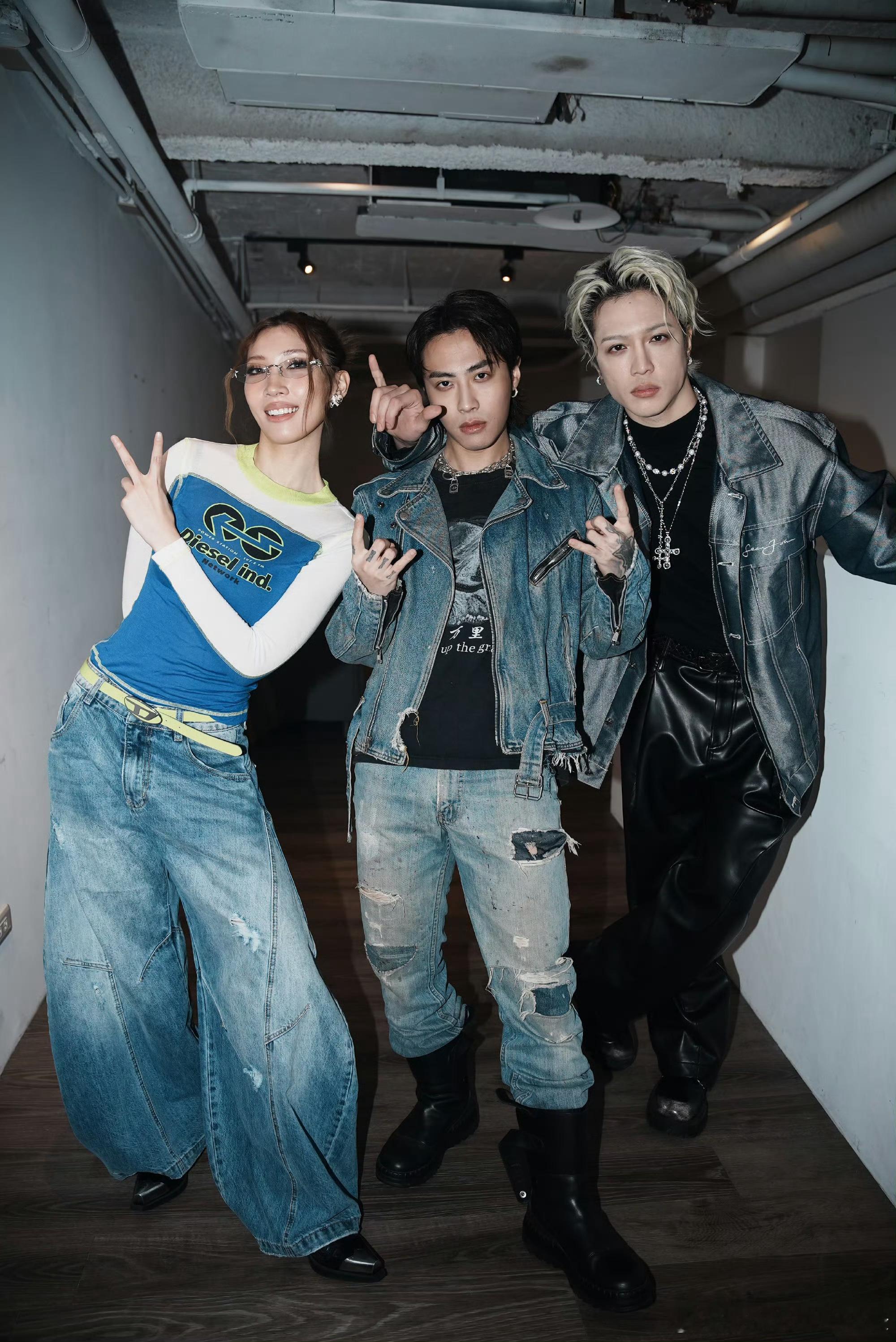 ICE杨长青、林恺伦Karencici、J.sheon三人同框！还记得当年王嘉尔