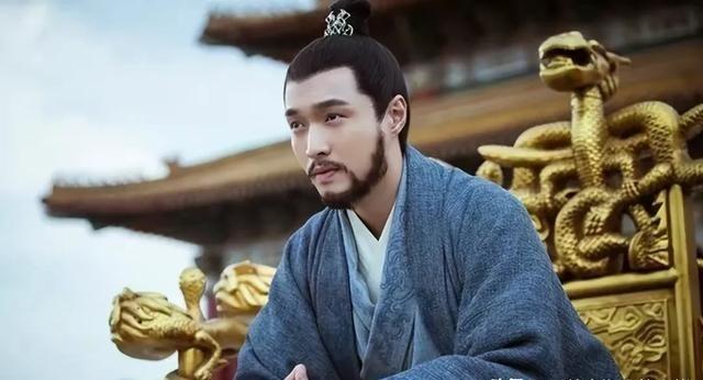 英宗回来之后景泰帝为什么不下手？回京的保护英宗的人员是也先给的五百精锐鞑官骑兵，