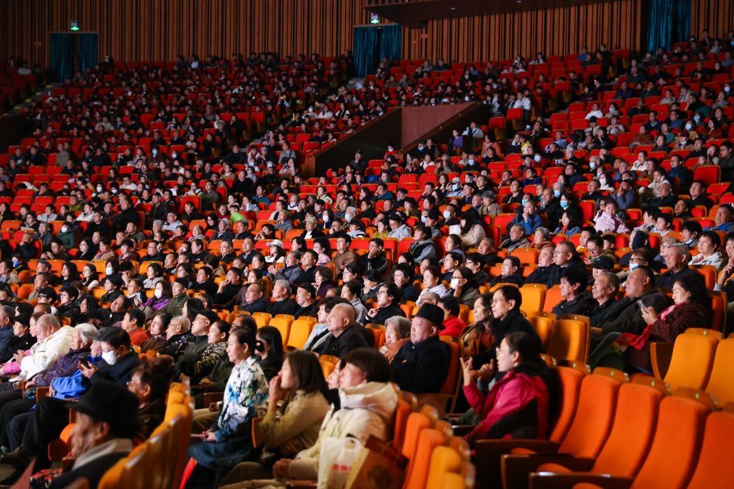 【国家京剧院《四大名著经典剧目展演》唱响石家庄】10月19日晚，由国家京剧院一团