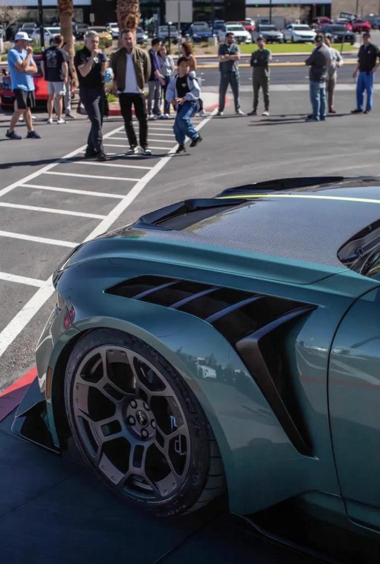 福特Mustang GTD是一款极具特殊意义的限量跑车。它的起步价超过30万美元