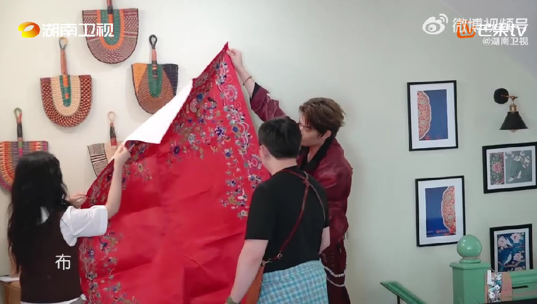 丁禹兮[超话]丁禹兮是中餐厅的哆啦A梦中餐厅名场面中餐厅 为新人备婚礼，丁禹兮随