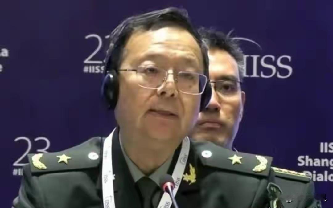 40多国齐聚新加坡峰会：各方博弈鲜明，中美日菲表现反差强烈
 
近期在新加坡举办