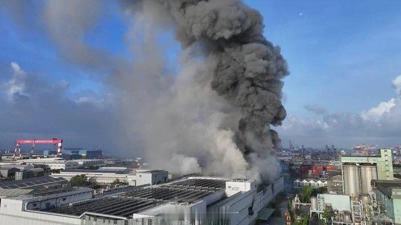台湾超级电池工厂爆炸三元能源科技高雄锂电池厂是台湾首家超级电池工厂，所生产的高阶