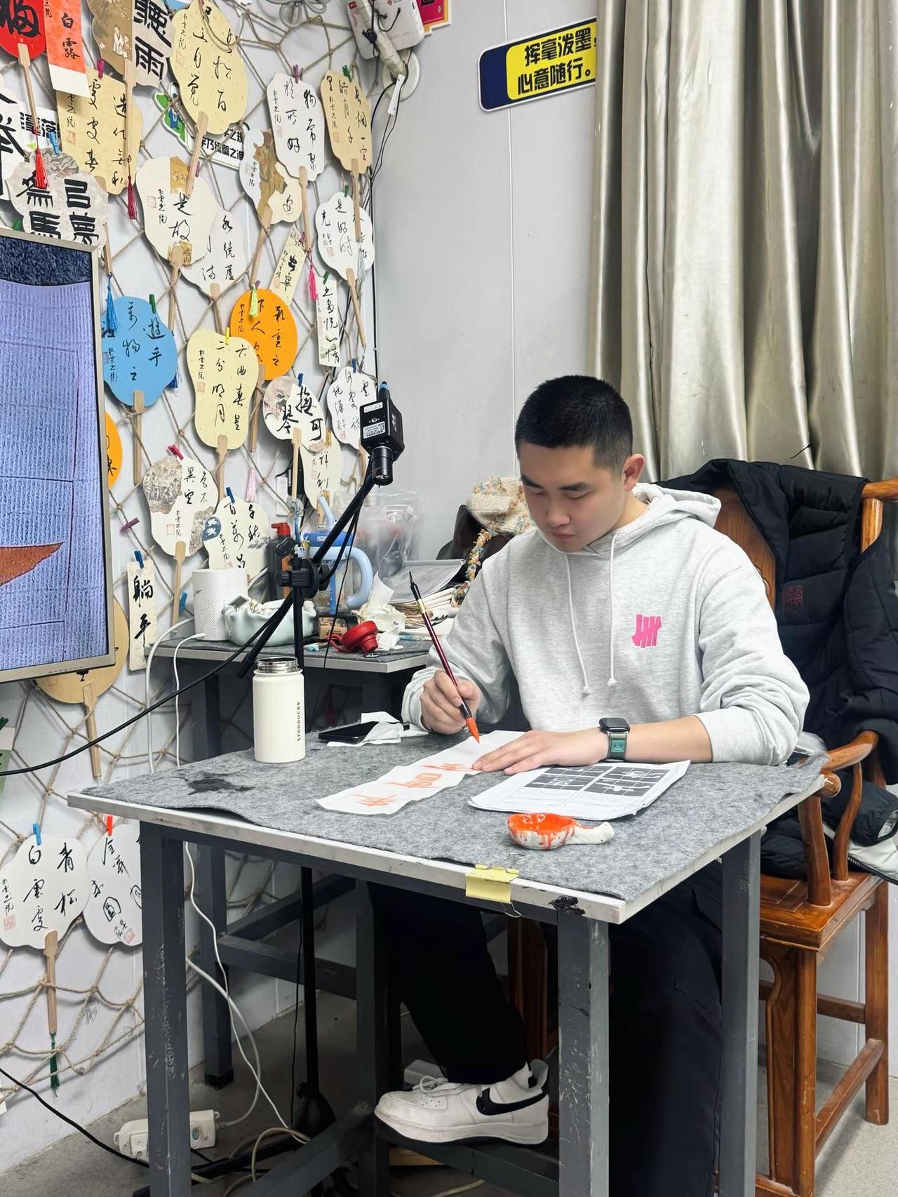 继续呗 还能怎。lifestylevision top