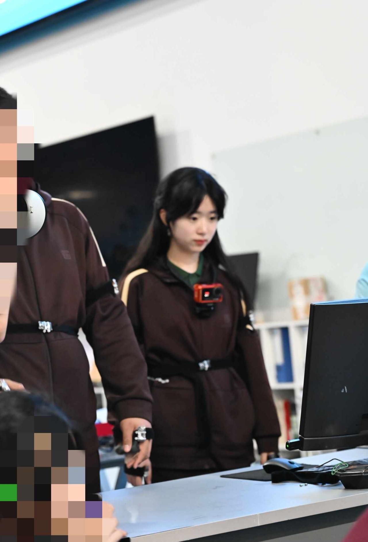 机器人🤖
2026.4.15机器人 浙江大学研学 浙江 研学 机器人体验 好玩