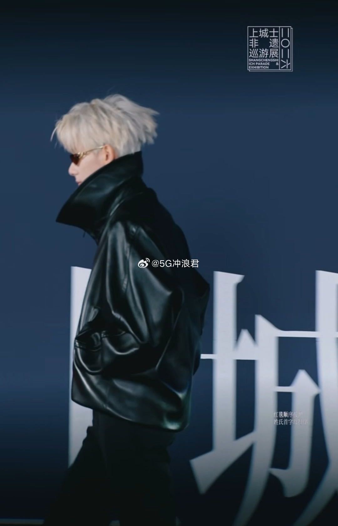 胡先煦这么瘦了胡先煦上海路透生图谁被上海路透惊艳到！瘦得恰到好处，少年感拉满，生