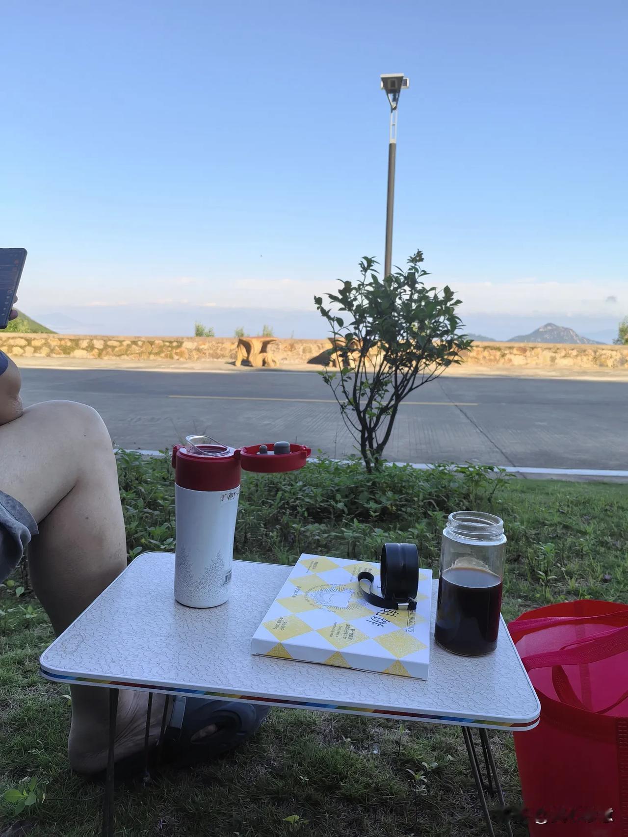 万万没有想到，老家的后山竟然是个宝藏！这个重大发现，让我有了一个新的决定：夏日出