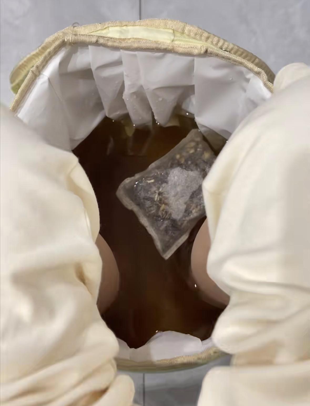 突然发现90后，
越来越多人泡脚了，
甚至开始泡澡，
最大的90后都已经2026