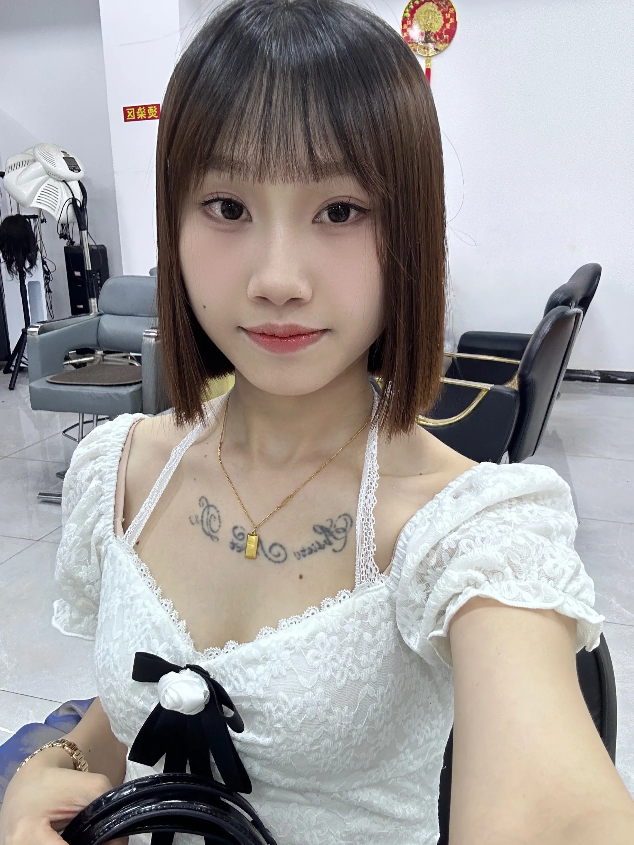 总是在梦里 我看到你无助的双眼