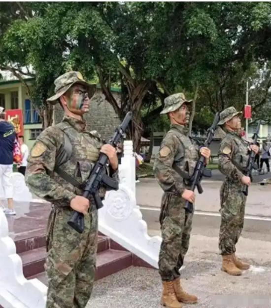 统一台湾之后需要部署多少驻军？结果或许出乎你的意料！香港753万人口，驻军600