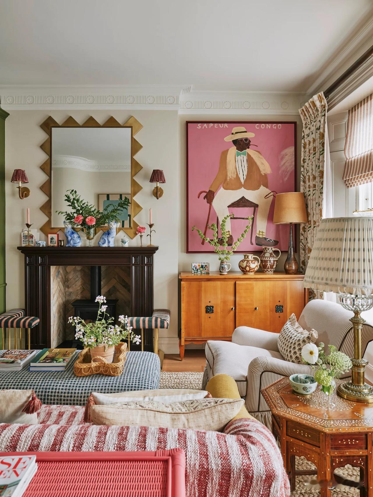 伦敦西区一栋五层乔治亚联排别墅。

在改造过程中，Stella Weathera