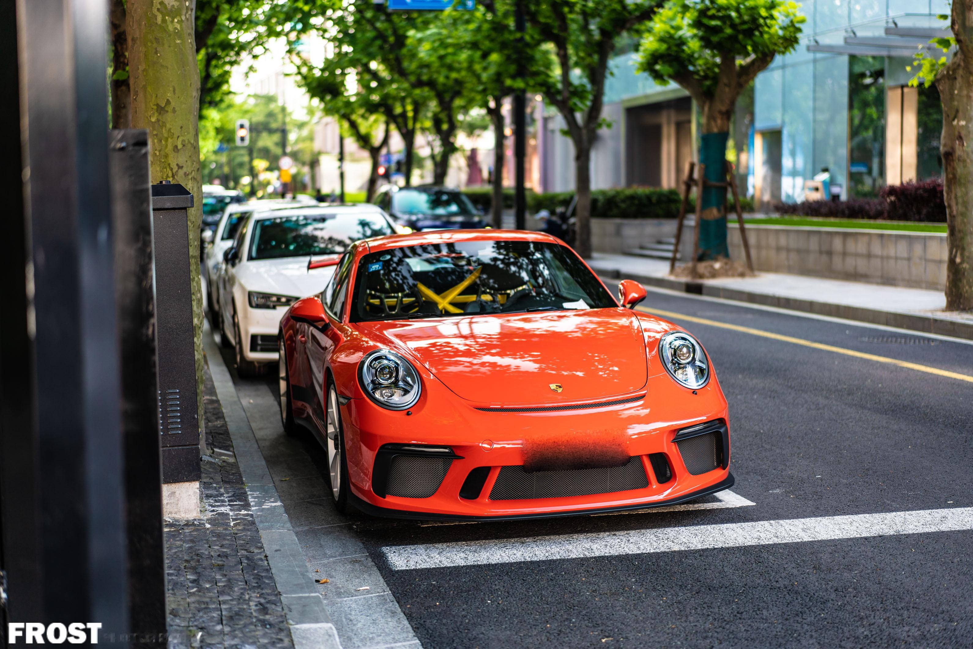 两辆以前拍的991.2 gt3，感觉颜值不低于992的gt3啊最近.2gt3好像