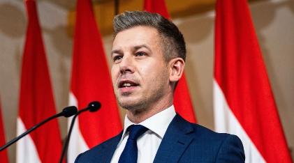 匈牙利新当选总理毛焦尔·彼得发表胜选演表示，匈牙利将再次成为了欧盟和北约强大的盟