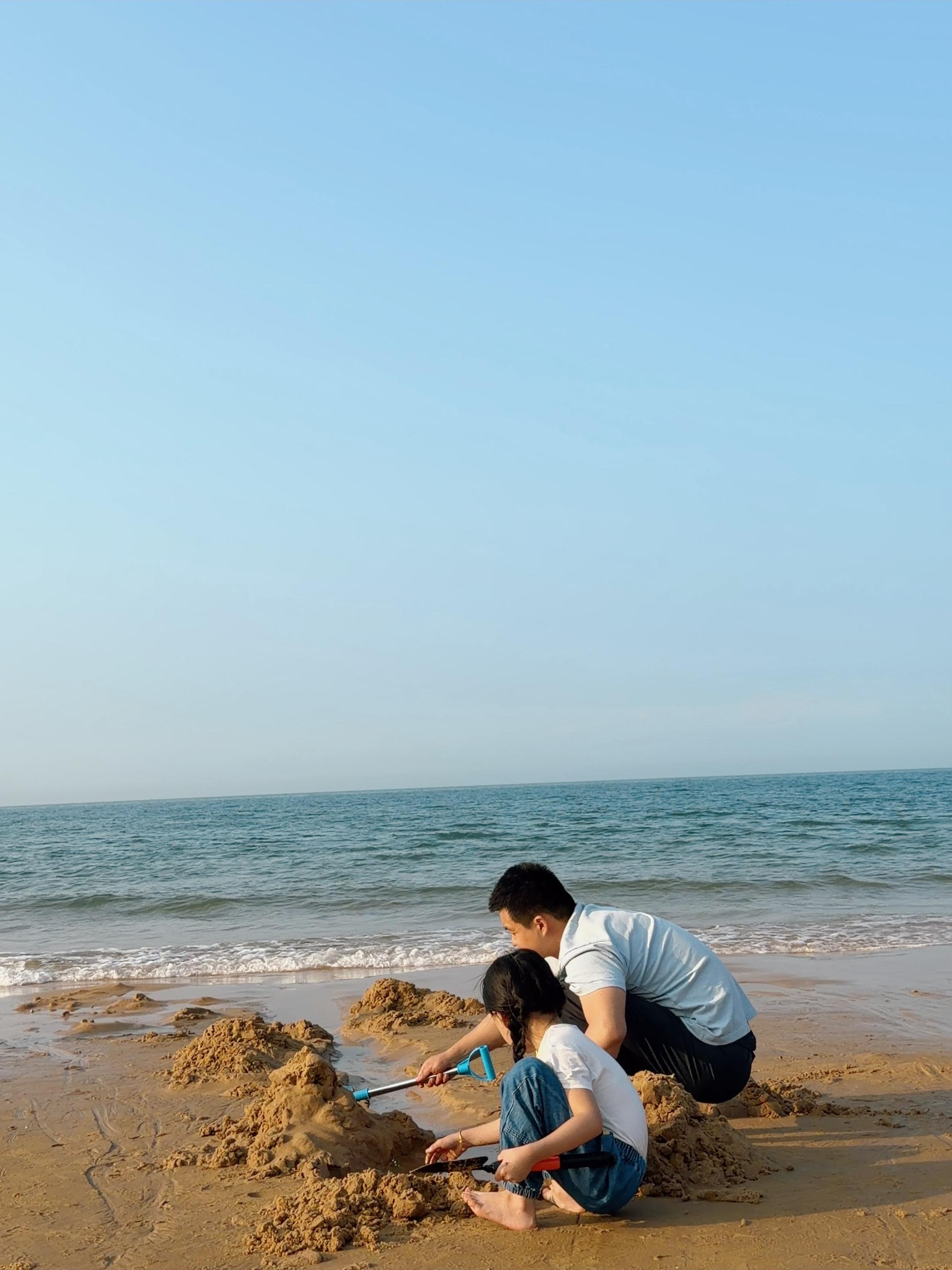 女儿才是最顶级的福报，你这辈子最大的财富，根本不是车子和房子，而是那个...