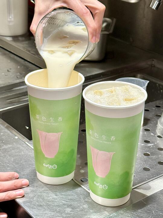 CoCo这杯真的是仙品！9.9还送周边。。。