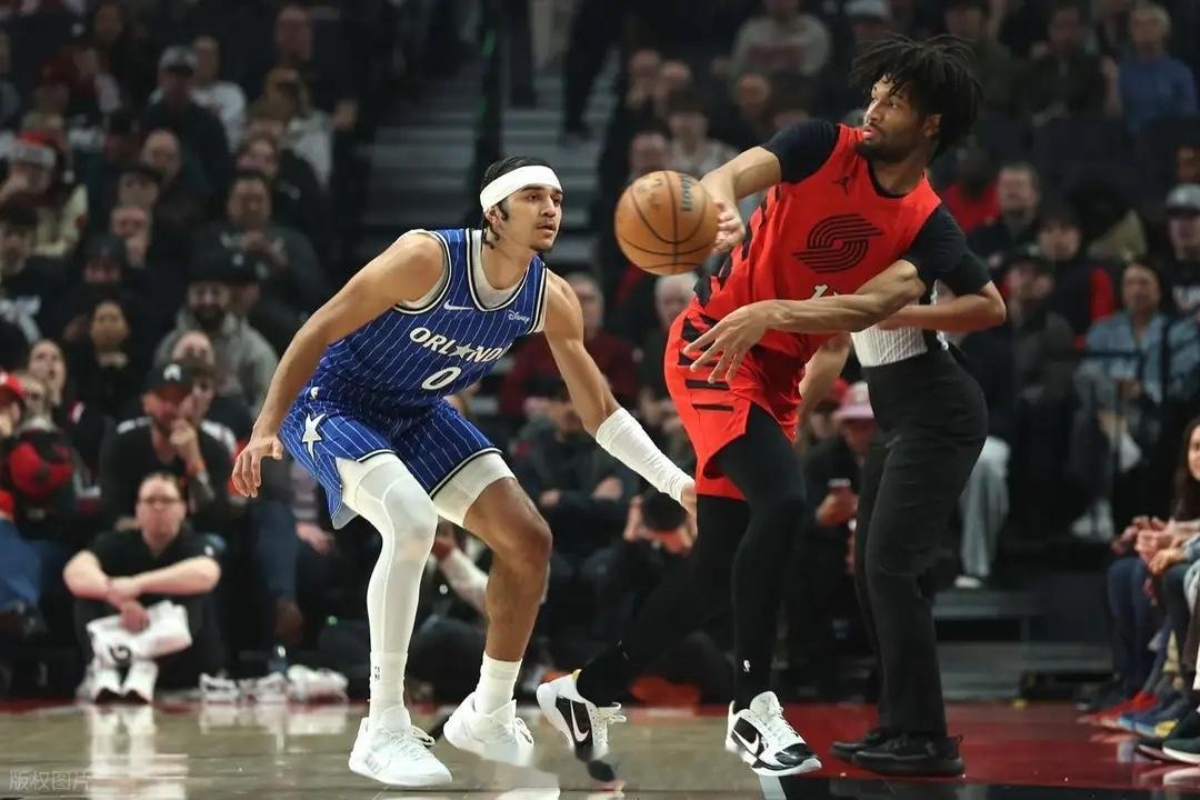 NBA 填满数据栏！杨瀚森登场砍4+2+2+1+1 开拓者不敌魔术杨瀚森4分2篮