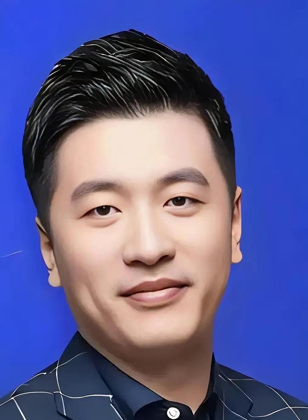 张雪峰的捐款记录，他当初说要捐5000万收复台湾被攻击被网暴，但是没有改变他的公