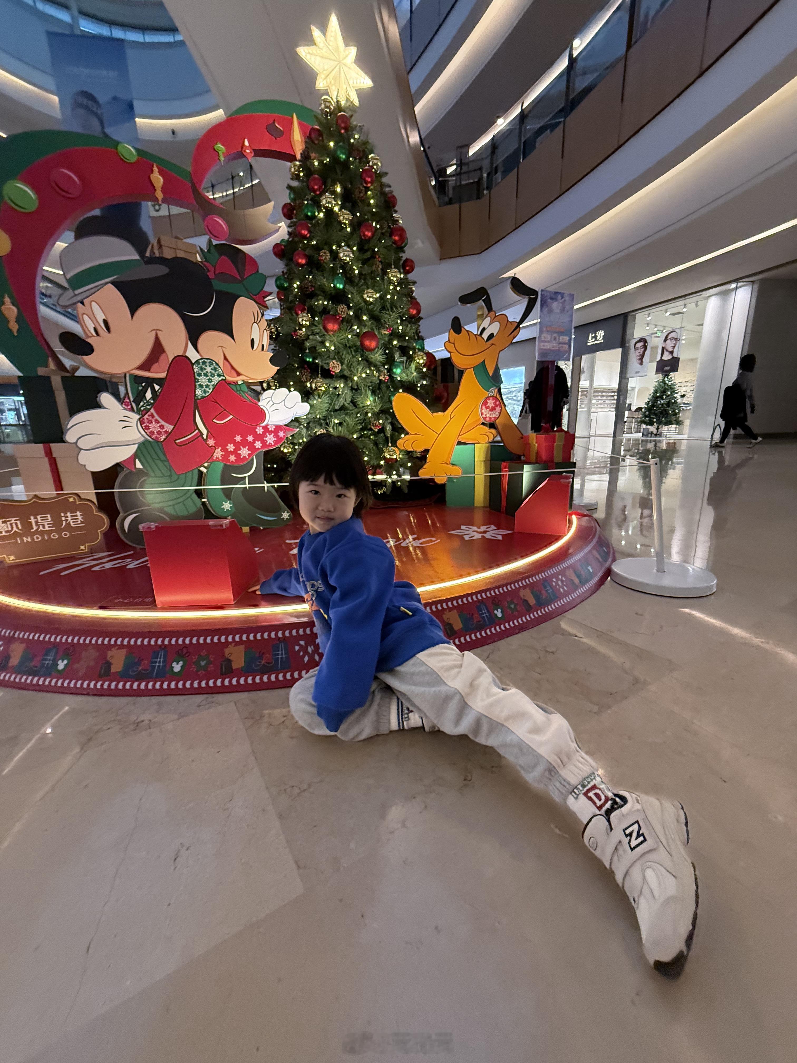 感谢广角镜头…… 