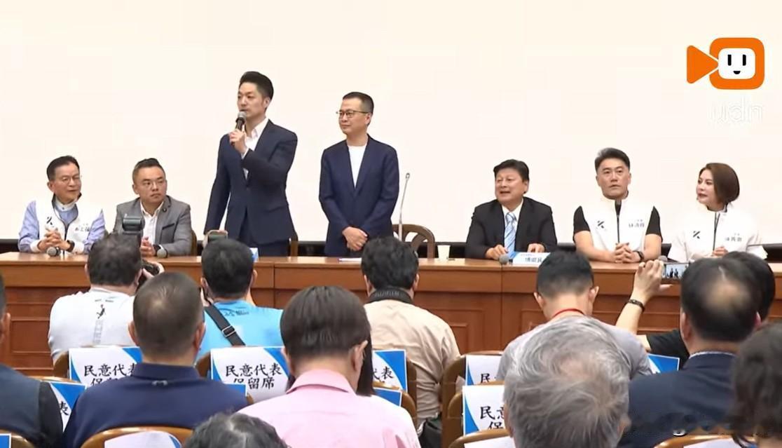 弘扬中华孝道 蒋万安、郑丽文、韩国瑜等出席“说历史”活动

弘扬中华孝道，扎根历