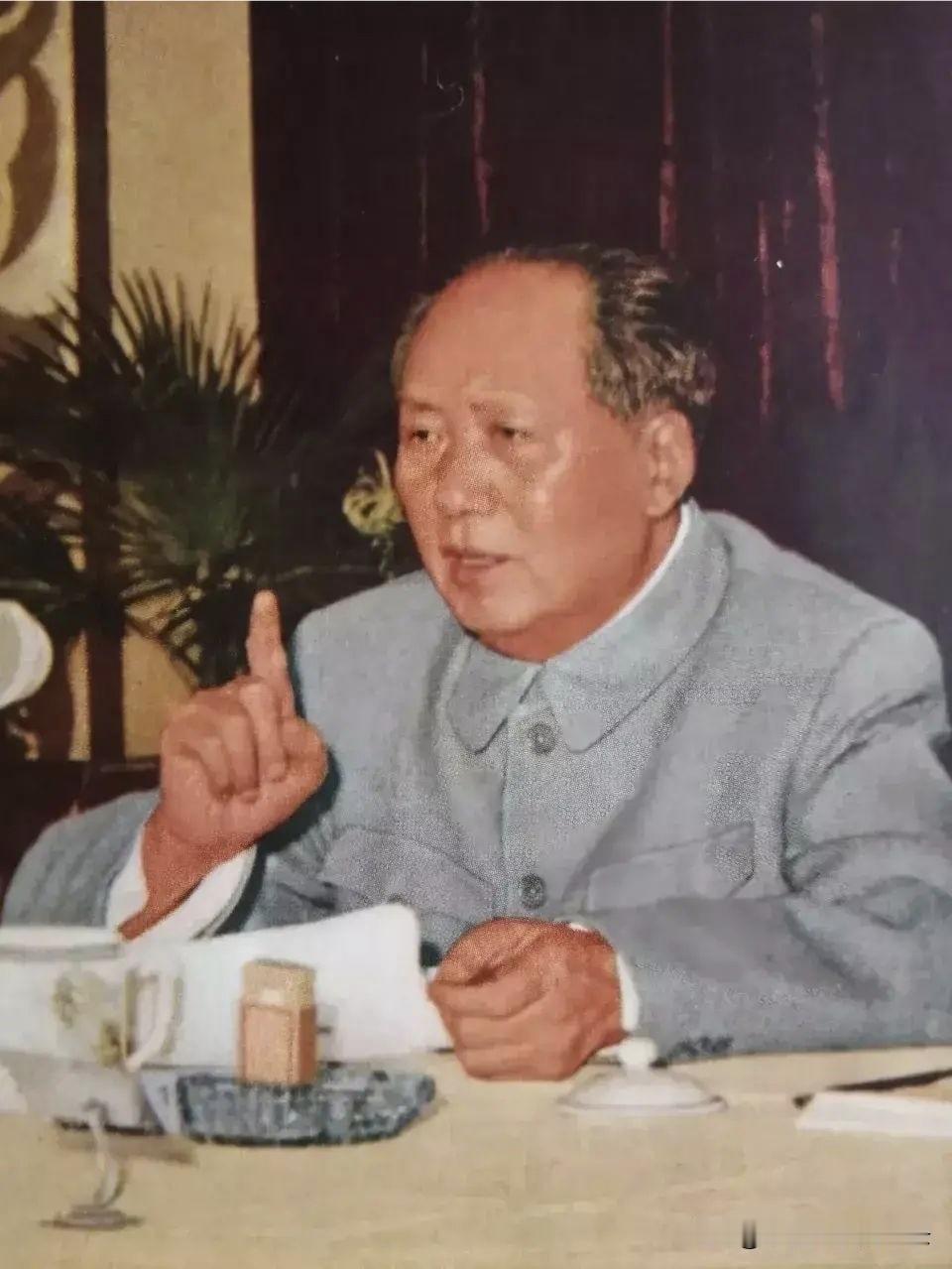 古今中外上下五千年，能和他老人家生活在一个年代，可遇不可求，是何等幸运[祈祷][