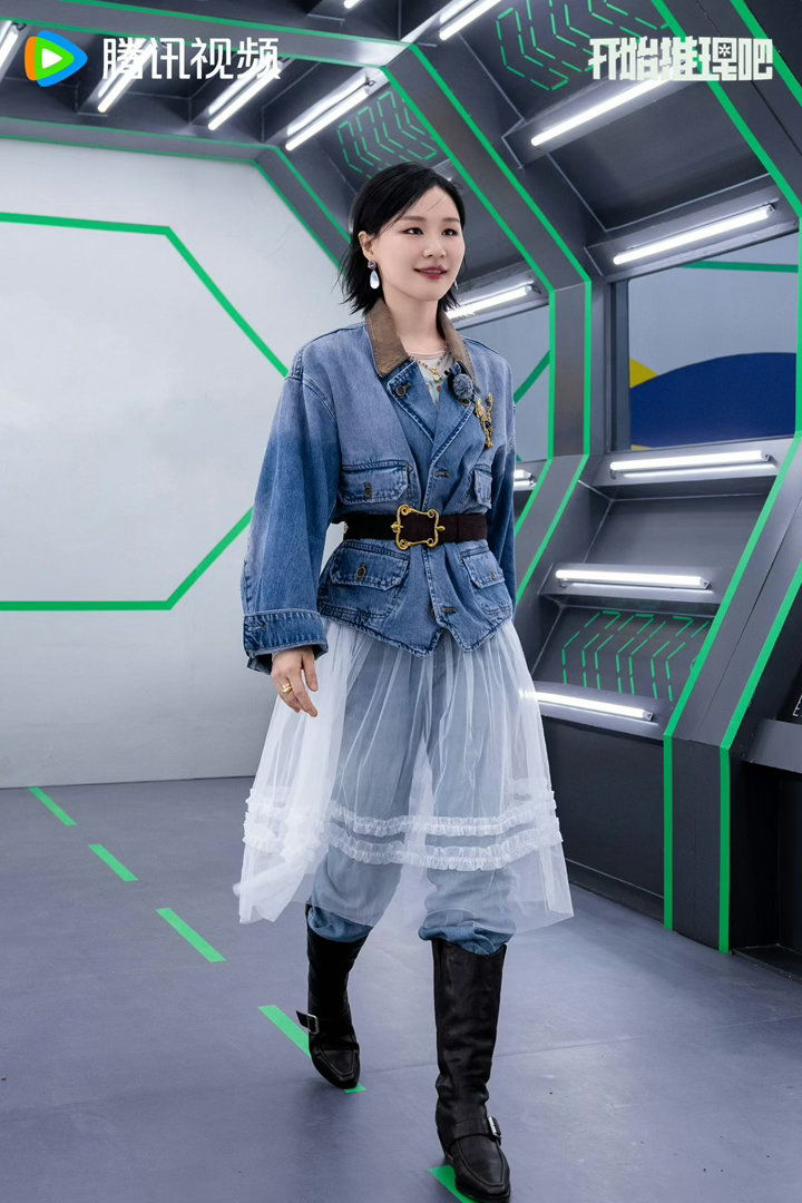金靖演我追丁程鑫丁程鑫金靖开推第一期演母子 丁程鑫在金靖面前那个乖巧劲儿，跟在舞