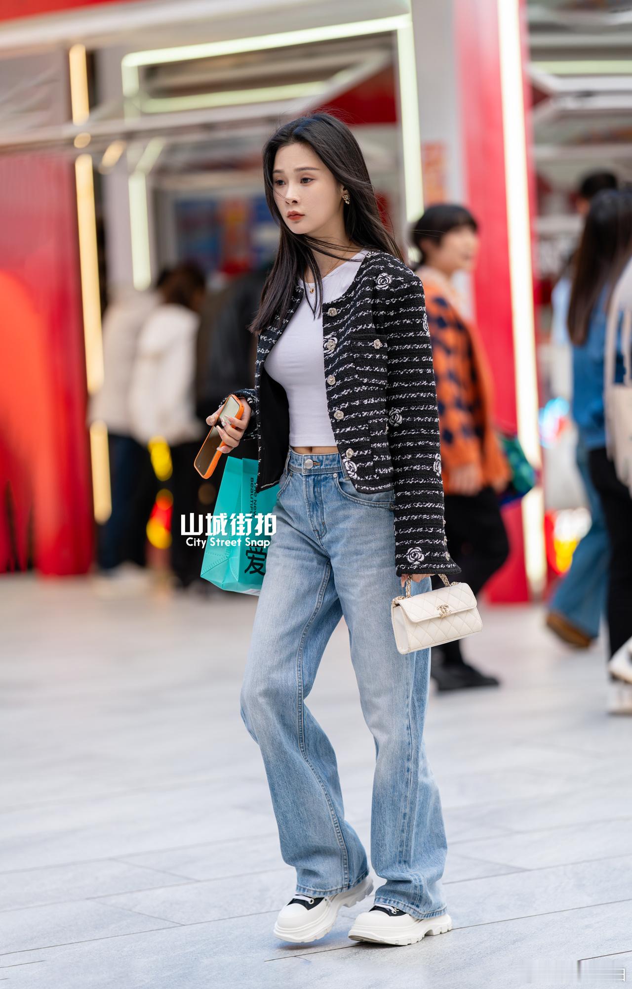 周二，早~ ​​​