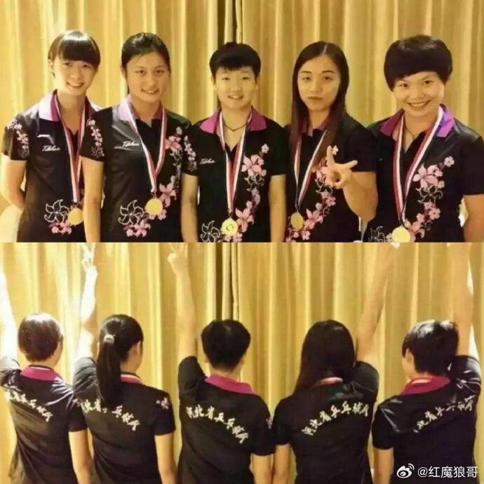 孙颖莎王曼昱毕业照从冠军组合成学霸姐妹，莎莎曼昱从上交大毕业啦！一起毕业快乐！ 