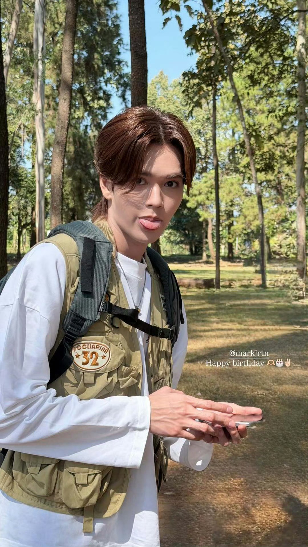 萌咪～😋 