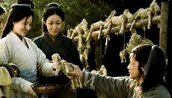 韩信，一生两大遗憾
第一大遗憾：他本可以与刘邦、项羽
三分天下。第二大遗憾是
