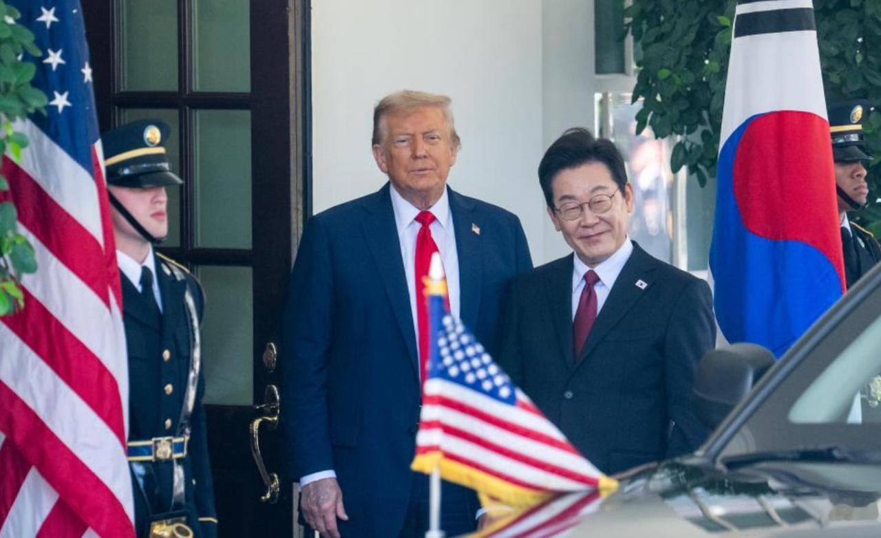 特朗普一声令下，韩国“枪口”对准中国，李在明真面目暴露了？
 
韩国新版《刑法》