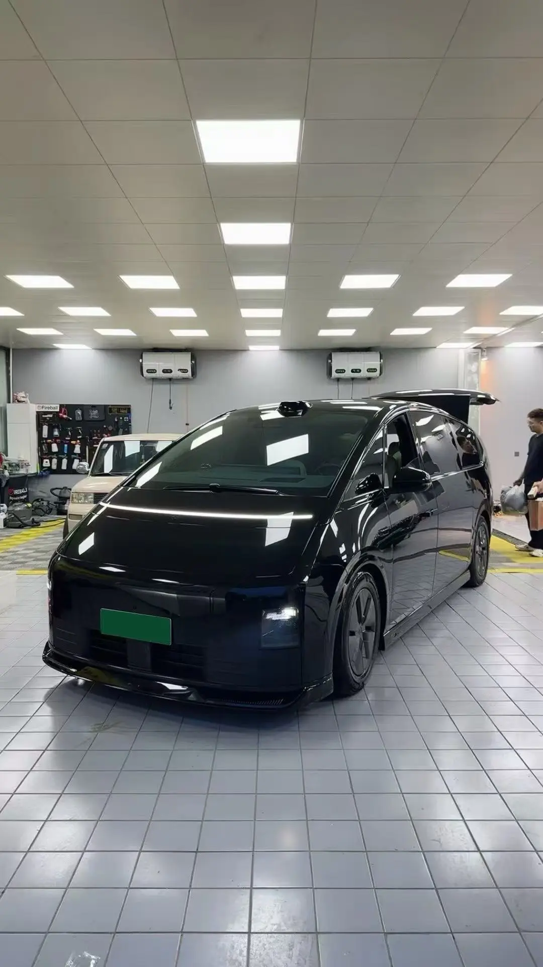 真帅！理想mega黑武士案例，幻夜套件。