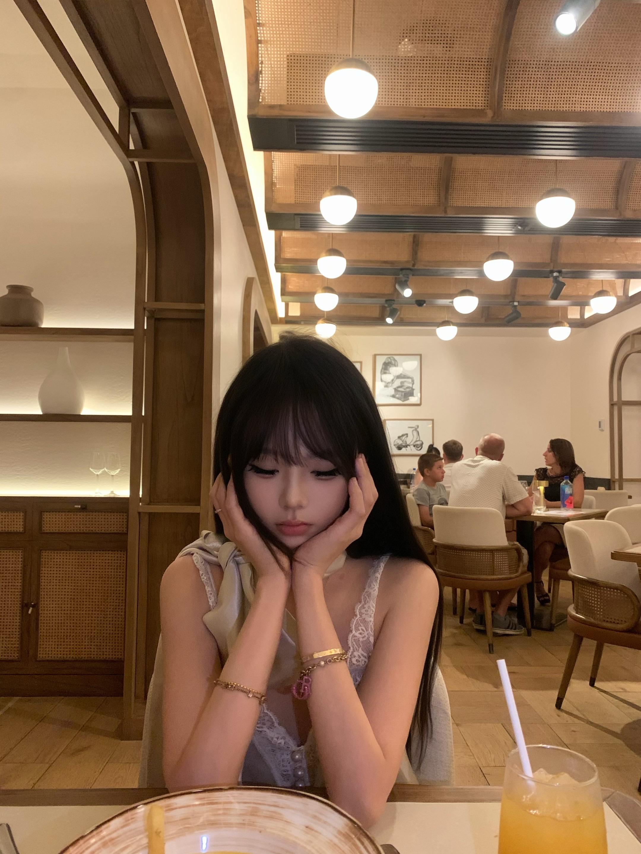我重生了，我获得了八个系统 1泌尿系统2生殖系统3内分泌系统4神经系统...