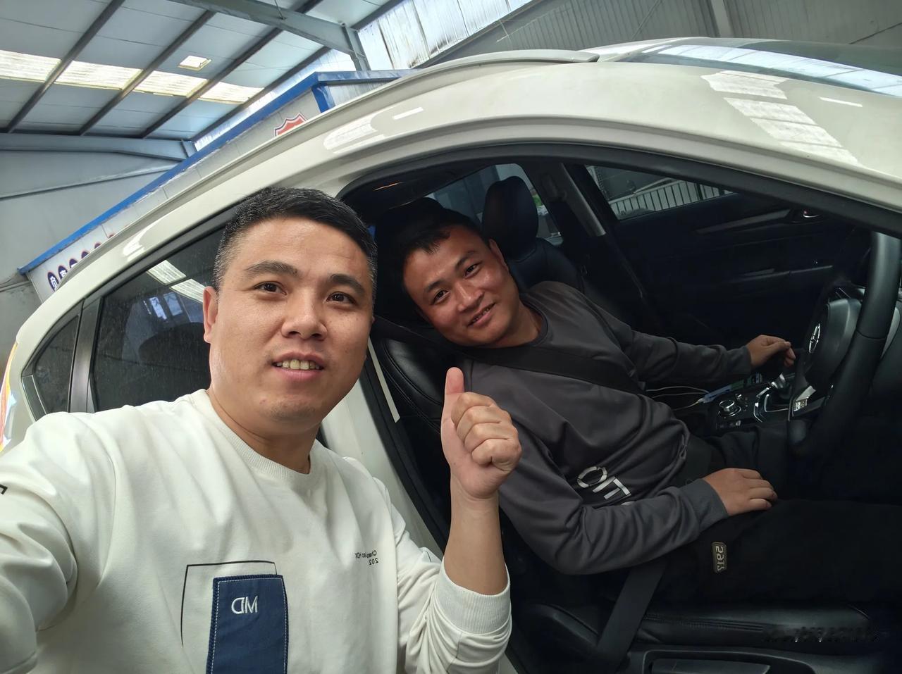 给河北兄弟淘的cx5，交车[玫瑰]
​用心淘好车，唯信任不可辜负[碰拳]