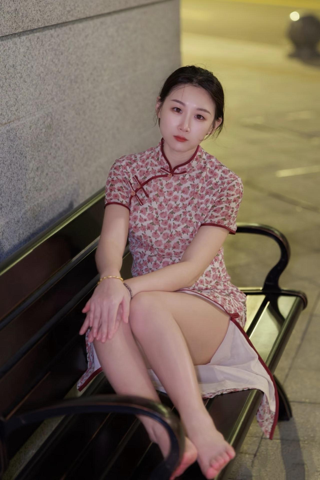 漂亮的人容易被喜欢吗? 女人长得漂亮重要吗 你认为哪种女孩最迷人 为什么漂亮的女
