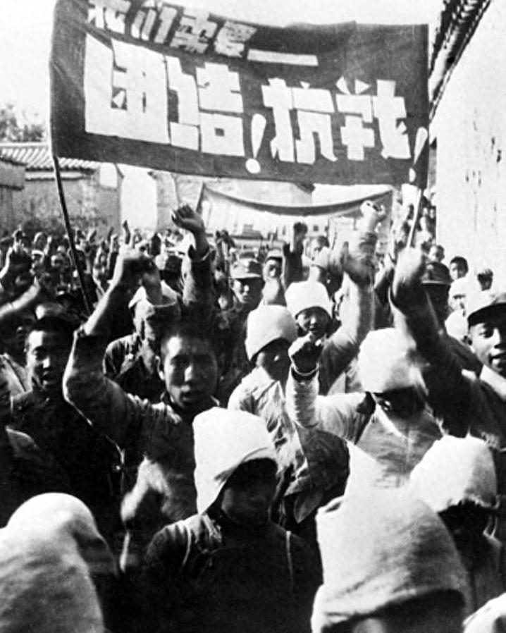 新四军女战士惨遭活埋，当敌人埋好土准备离开时，她却突然动了下
“1941年1月6