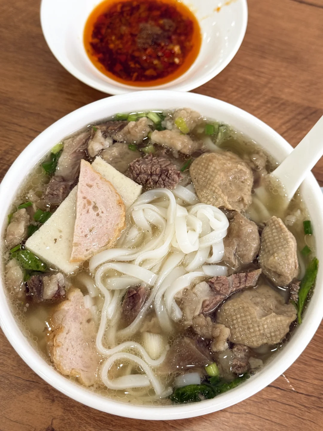 宁波一人食｜被这碗牛腩粉征服了