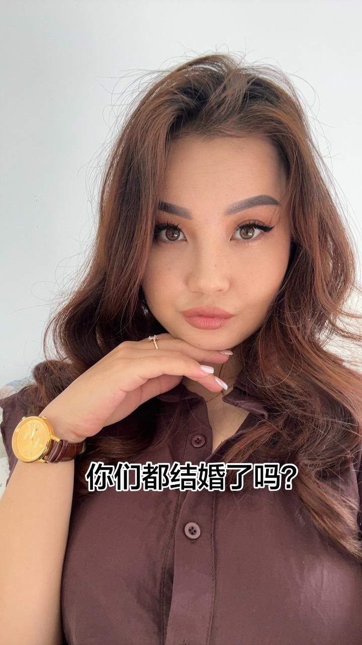我粉丝大多数是不是都结婚了 怎么我作品点赞越来越少了？我需要数据📈