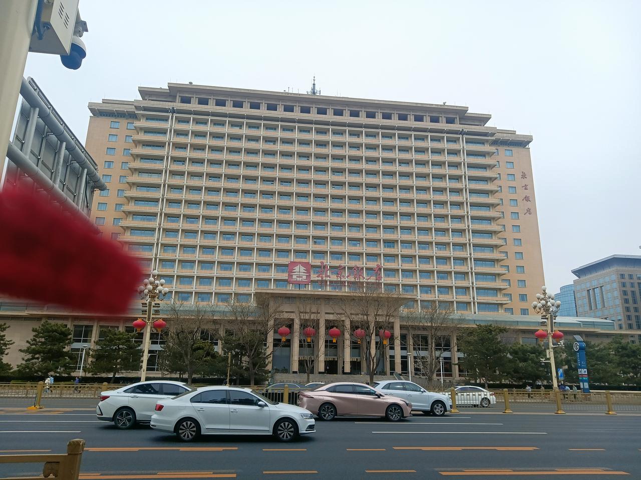 特朗普，是一个善变商人，情绪因市场行情而起伏，不是一个遇事冷静、情绪稳定的人！