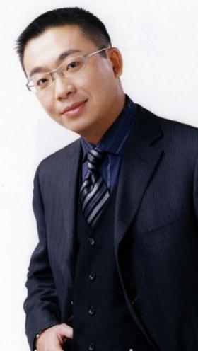 夏磊，上海广播电视台资深新闻主持人，毕业于中国传媒大学，获评上海十大杰出青年。先