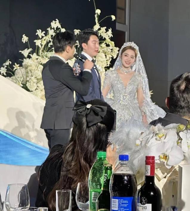 理性讨论，泽元余霜的婚礼算是电竞圈的世纪婚礼吗？#管泽元余霜婚礼##管泽元余霜婚