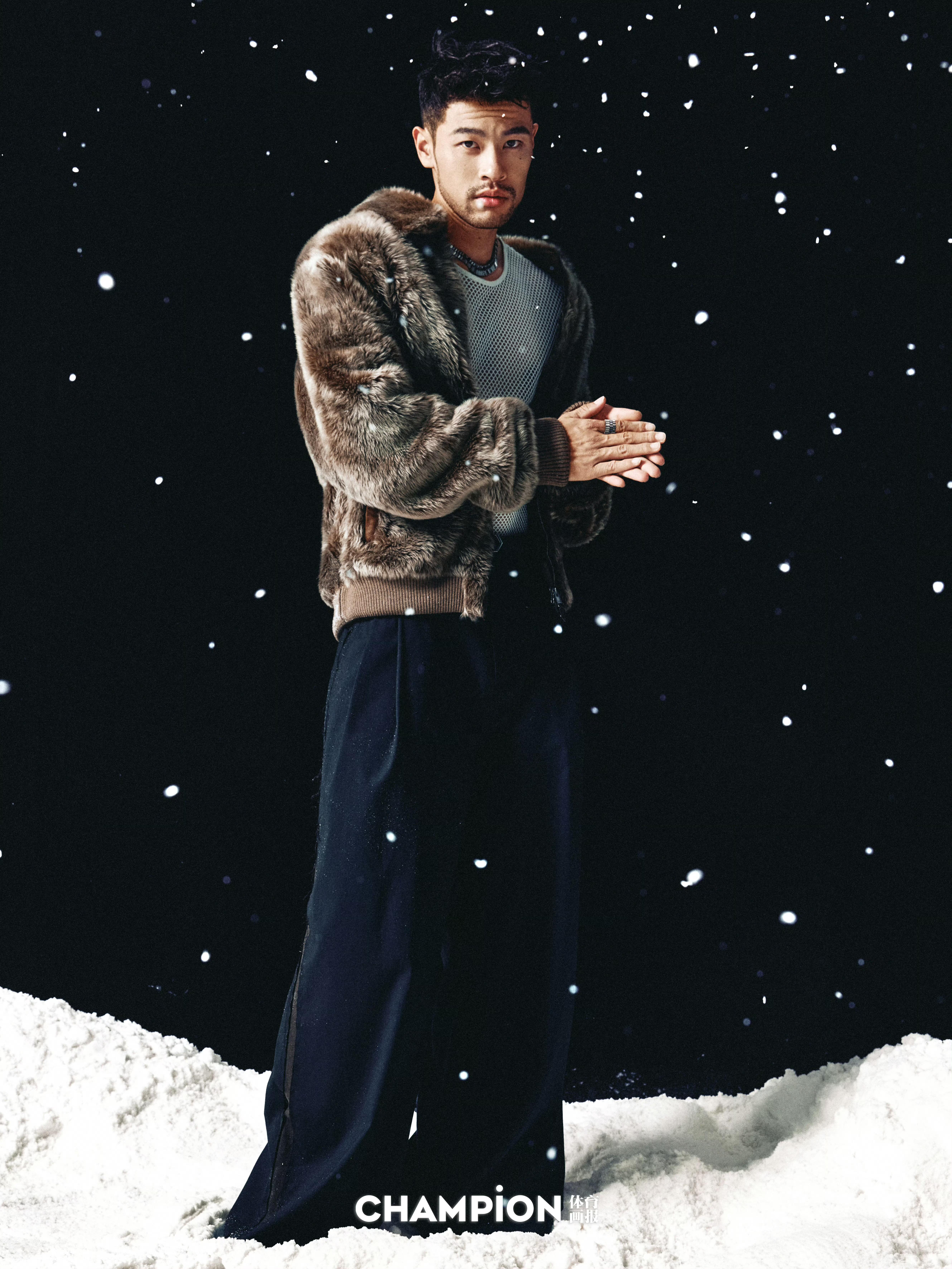 各大杂志都要吻上宁忠岩了各大杂志请吻上宁忠岩