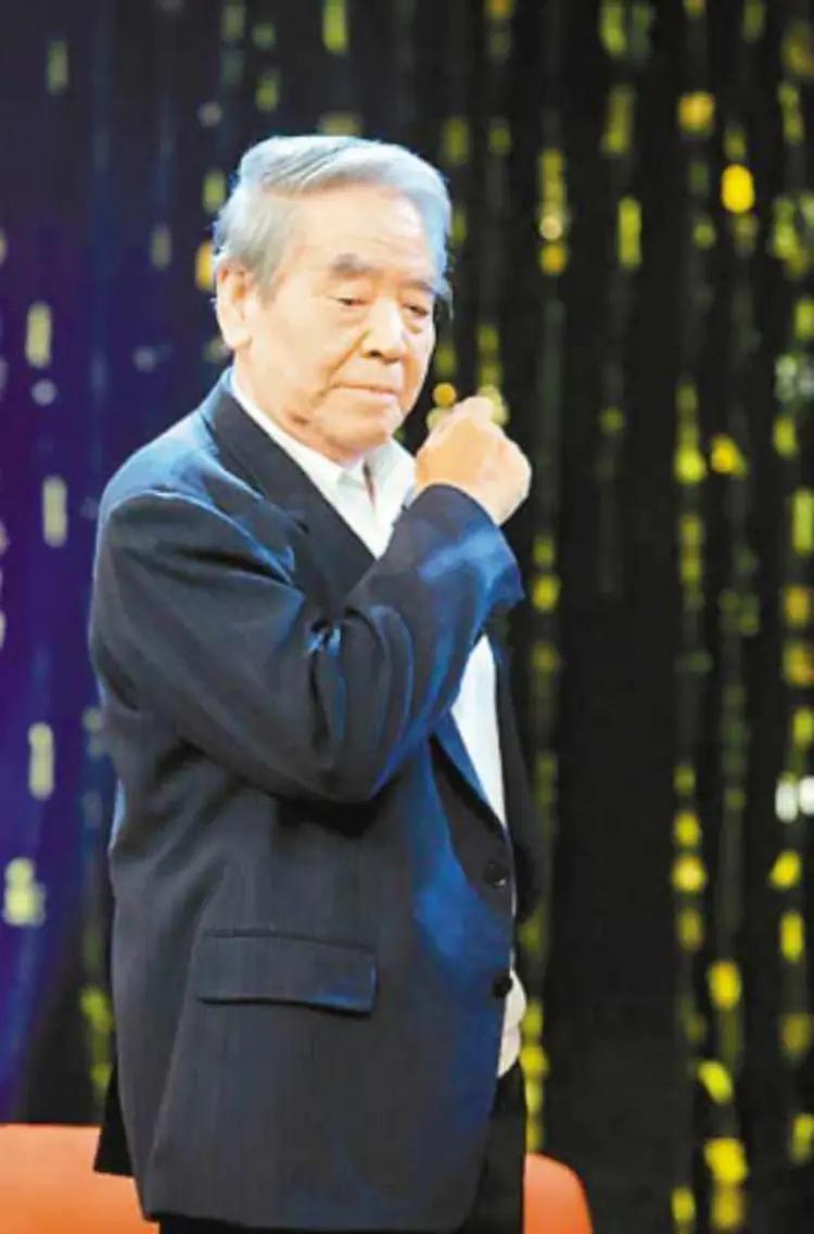 银幕“公安专业户”印质明：从资本家少爷到艺坛多面手
 
印质明（1928年9月1