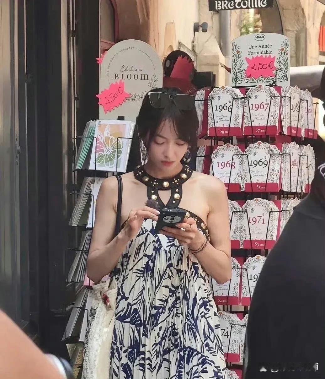 《花儿与少年6》路透，女明星确实都好瘦，看上去又窄又薄…… ​​​