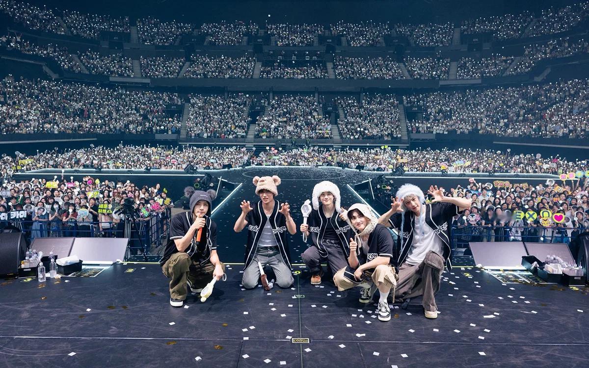 【Twi】EXO PLANET 6 – EXhOrizon in TOKYO D