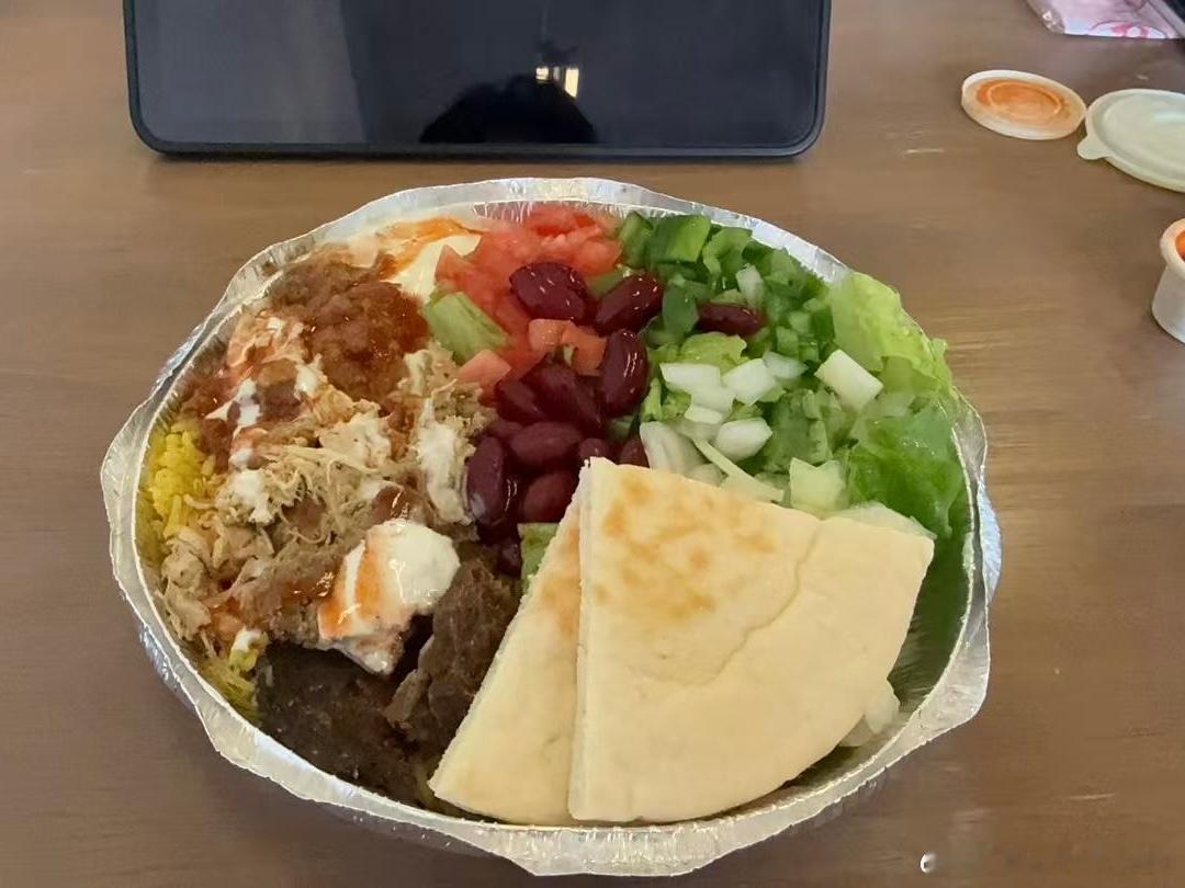 上海的外卖已经进化的到什么程度了？足不出户就可以吃到全球美食。今天点的“纽约饭”